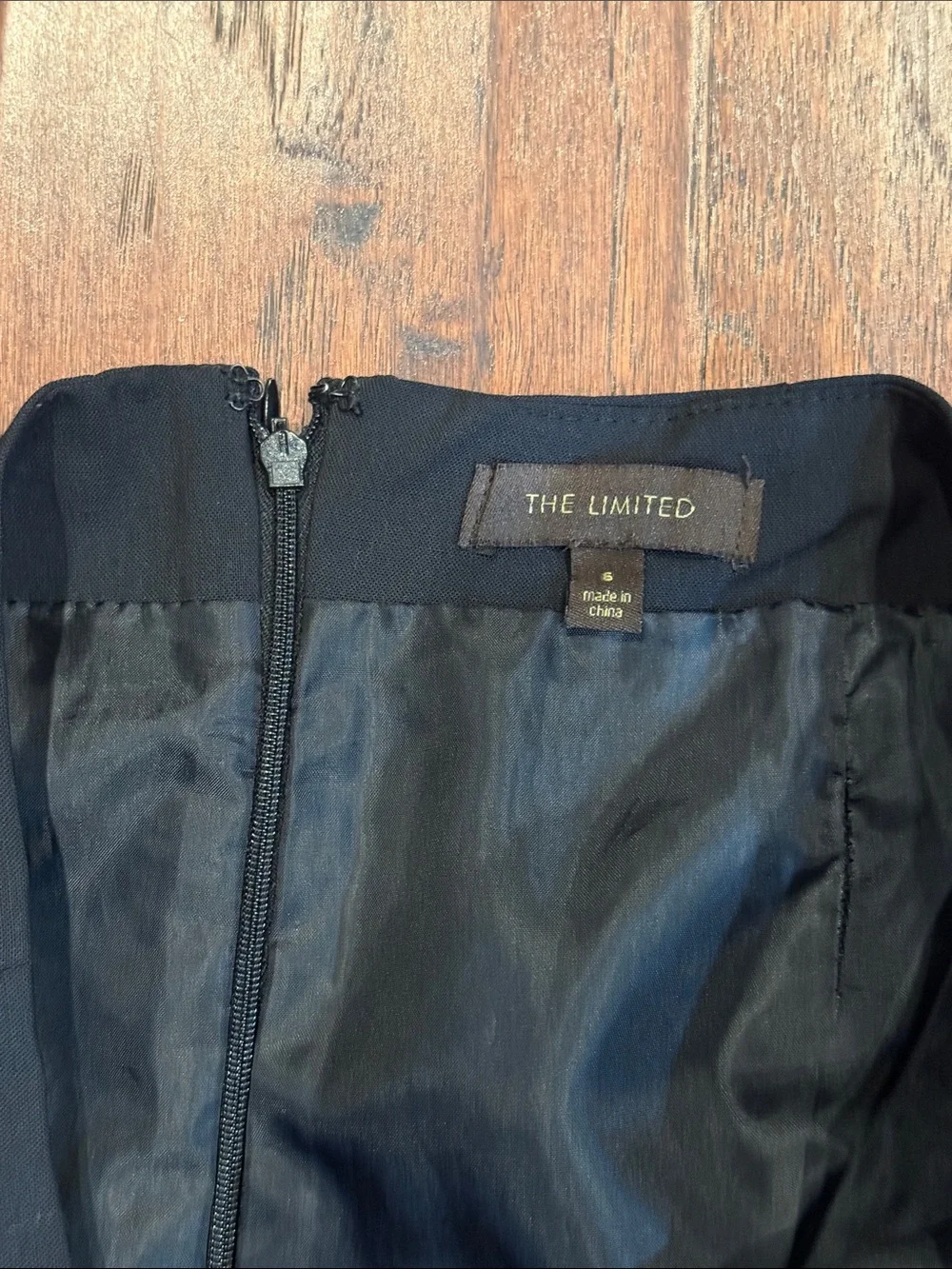 Size 6 The Limited Black Mini Pencil Skirt